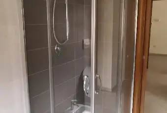 Rexer-LAquila-Appartamento-zona-Santa-Barbara-BAGNO