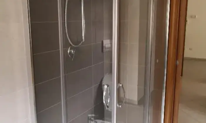 Rexer-LAquila-Appartamento-zona-Santa-Barbara-BAGNO