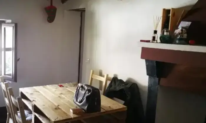 Rexer-Buti-Grazioso-Appartamento-a-Buti-CUCINA