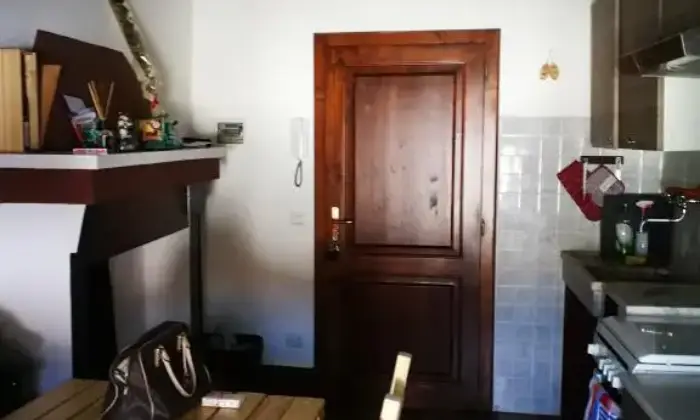 Rexer-Buti-Grazioso-Appartamento-a-Buti-CUCINA