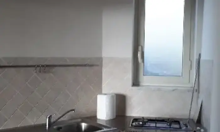 Rexer-Pozzuoli-Monolocale-panoramico-vista-mare-CUCINA