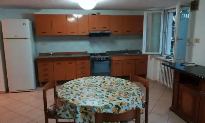 Rexer-Francavilla-al-Mare-mq-centro-citta-a-metri-dal-mare-CUCINA