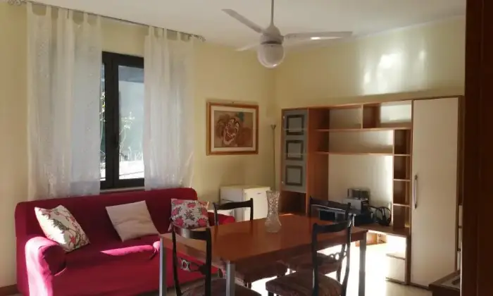 Rexer-Catanzaro-Appartamento-Germaneto-SALONE