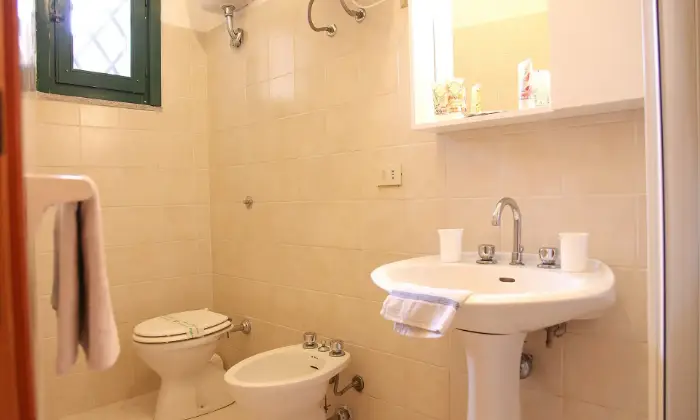 Rexer-Stintino-Multiproprieta-in-vendita-a-localit-Punta-Negra-BAGNO