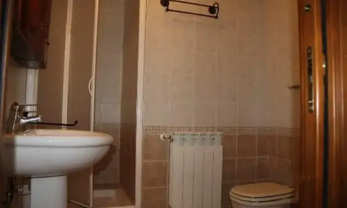 Rexer-Siena-Appartamento-per-studenti-o-per-coppia-BAGNO