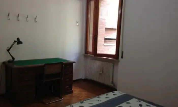 Rexer-Perugia-Camera-vicino-al-centro-CAMERA-DA-LETTO