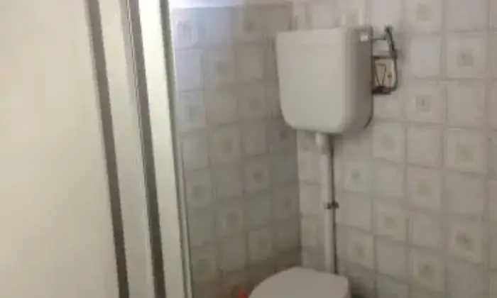 Rexer-Perugia-Camera-vicino-al-centro-BAGNO