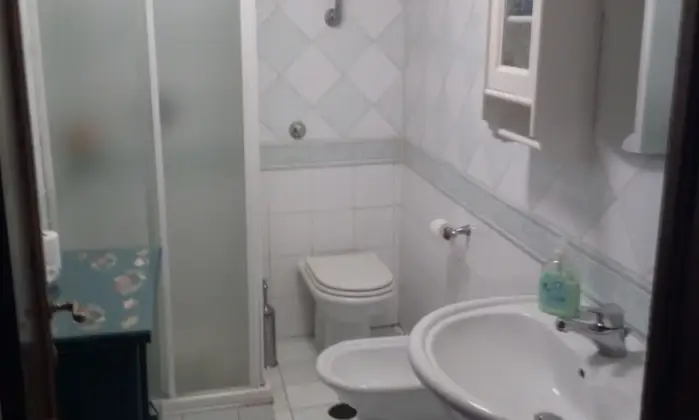 Rexer-Castel-Focognano-Appartamento-in-vecchio-borgo-BAGNO