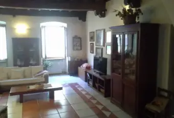 Rexer-Castel-Focognano-Appartamento-in-vecchio-borgo-SALONE
