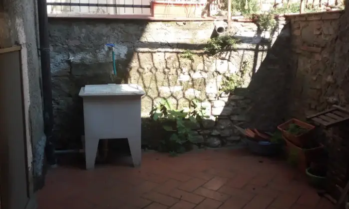 Rexer-Castel-Focognano-Appartamento-in-vecchio-borgo-GIARDINO
