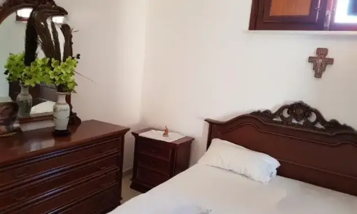 Rexer-Palermo-Bivani-in-affitto-CAMERA-DA-LETTO
