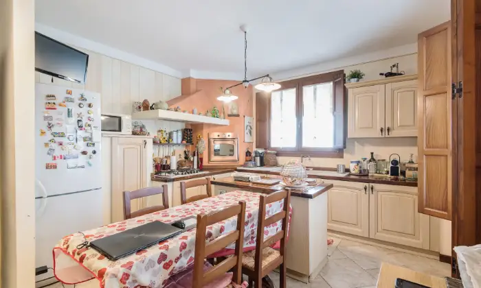 Rexer-Molare-VILLA-INDIPENDENTE-DI-NUOVA-COSTRUZIONE-CON-PISCINA-Molare-CUCINA