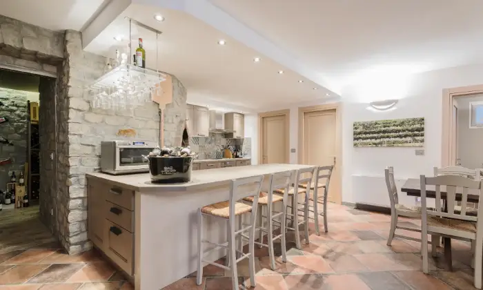 Rexer-Molare-VILLA-INDIPENDENTE-DI-NUOVA-COSTRUZIONE-CON-PISCINA-Molare-CUCINA