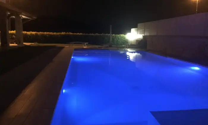 Rexer-Molare-VILLA-INDIPENDENTE-DI-NUOVA-COSTRUZIONE-CON-PISCINA-Molare-GIARDINO