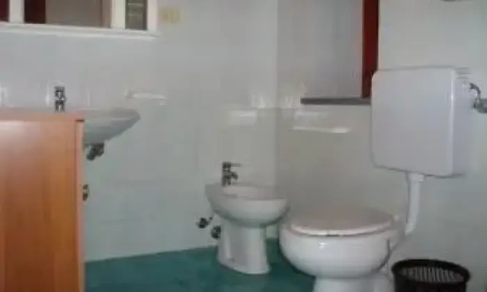 Rexer-Lipari-Monolocale-panoramico-centro-storico-BAGNO
