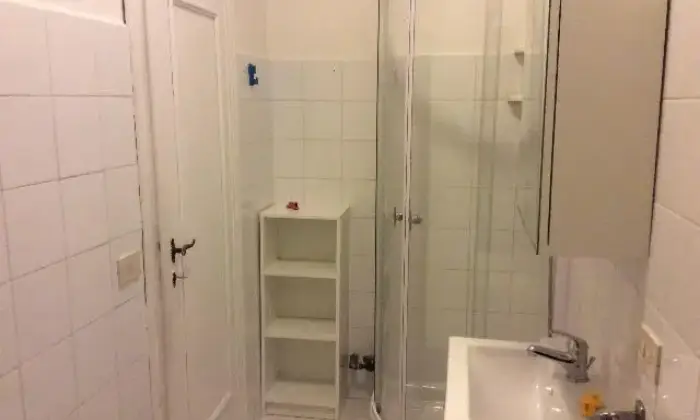 Rexer-Roma-N-stanze-disponibili-da-subito-BAGNO