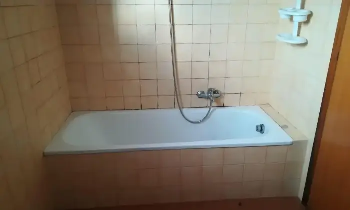 Rexer-Palermo-Bivano-in-Via-Biagio-Petrocelli-BAGNO