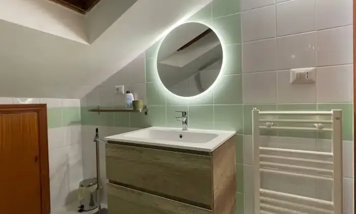 Rexer-Gubbio-Affitto-mansarda-a-Gubbio-Bagno