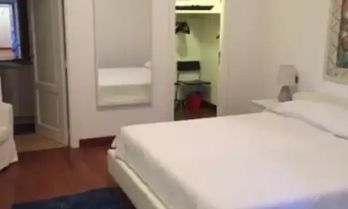 Rexer-Roma-Splendido-piano-Via-Genova-CAMERA-DA-LETTO