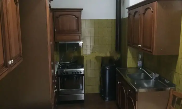 Rexer-Itri-Affitto-di-Appartamento-in-vico-san-marco-CUCINA