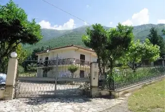 Rexer-San-Donato-Val-di-Comino-Villa-su-livelli-ALTRO