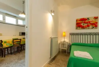 Rexer-Ceraso-Monolocale-IL-VICOLO-discrezione-e-praticit-CAMERA-DA-LETTO