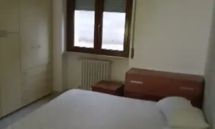 Rexer-LAquila-Appartamento-arredato-ristrutturato-CAMERA-DA-LETTO