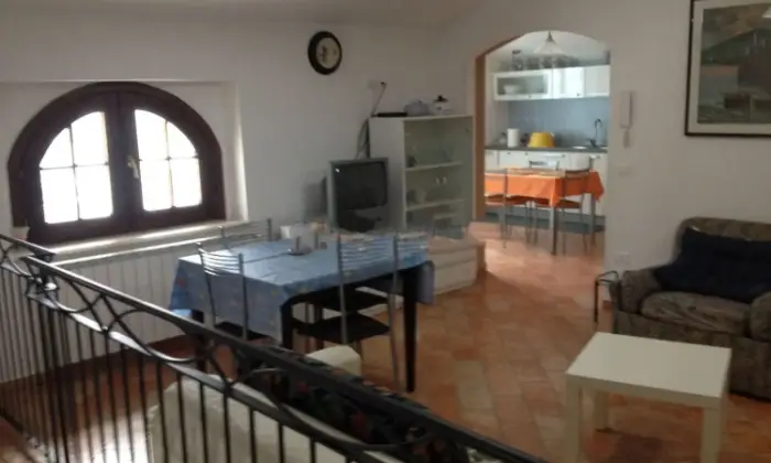 Rexer-Tornimparte-Appartamento-in-affitto-Tornimparte-SALONE