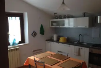 Rexer-Tornimparte-Appartamento-in-affitto-Tornimparte-CUCINA