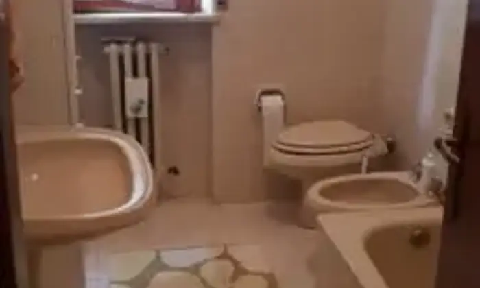 Rexer-Jesi-Appartamento-NON-AMMOBILIATO-zona-Tabano-BAGNO