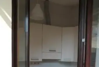 Rexer-Ancona-Bilocale-in-zona-servitissima-CUCINA