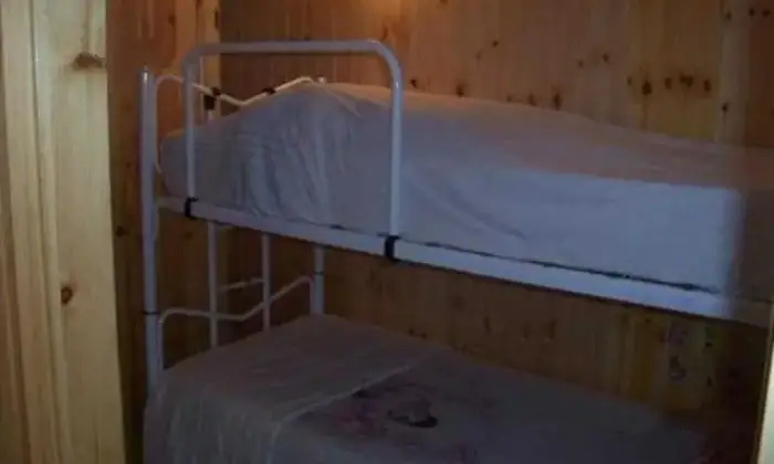 Rexer-Ateleta-Casa-in-montagna-CAMERA-DA-LETTO