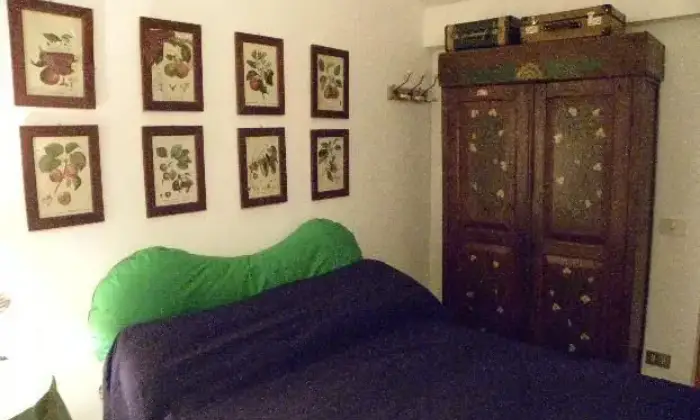 Rexer-Rocca-di-Cambio-Villa-su-piani-in-affitto-CAMERA-DA-LETTO