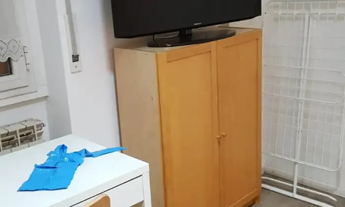 Rexer-Milano-Affittasi-stanza-singola-in-bilocale-CAMERA-DA-LETTO