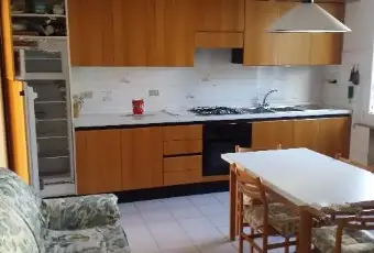 Rexer-Fano-Affitto-di-Casa-indipendente-in-via-Giotto-SALONE