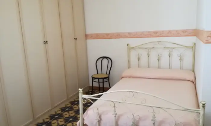 Rexer-Lecce-Salento-villetta-comoda-vicinissima-al-mare-CAMERA-DA-LETTO