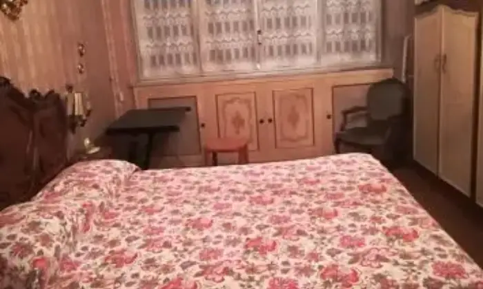Rexer-Torino-Alloggio-arredato-trilocale-zona-cenisia-CAMERA-DA-LETTO