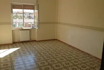 Rexer-Foggia-Ampio-e-luminoso-appartamento-centrale-CAMERA-DA-LETTO