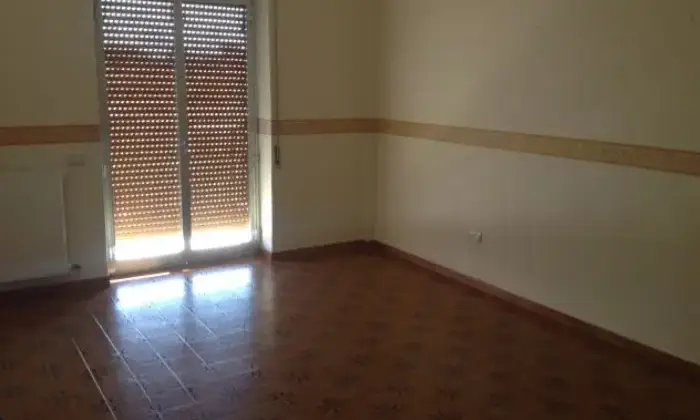 Rexer-Foggia-Ampio-e-luminoso-appartamento-centrale-CAMERA-DA-LETTO