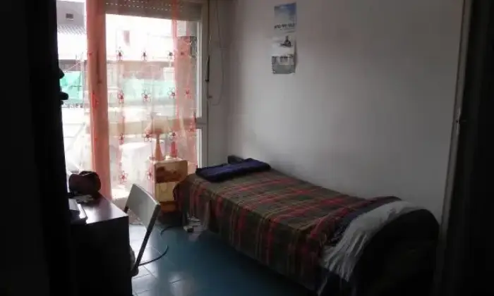 Rexer-Roma-Bilocale-per-studentesse-CAMERA-DA-LETTO