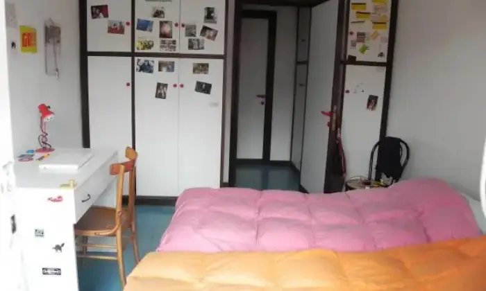 Rexer-Roma-Bilocale-per-studentesse-CAMERA-DA-LETTO