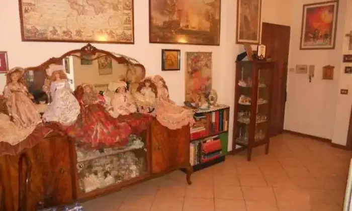 Rexer-Fiuminata-Affitto-Appartamento-su-palazzina-di-unit-SALONE
