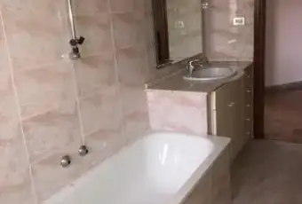 Rexer-Napoli-Immobile-uso-studio-BAGNO