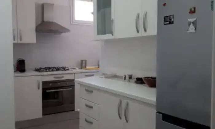 Rexer-Napoli-Attico-in-affitto-in-via-Giuseppe-Orsi-Arenella-Napoli-CUCINA