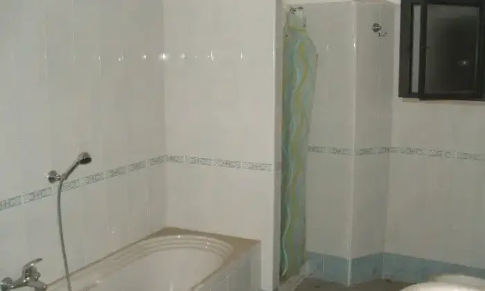 Rexer-San-Nicola-la-Strada-Appartamento-indipendente-su-due-livelli-BAGNO