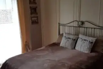 Rexer-Napoli-Immobile-finemente-ristrutturato-CAMERA-DA-LETTO