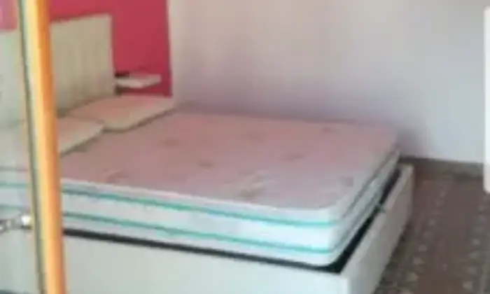 Rexer-Napoli-Bilocale-a-stuendilavoratorinon-residenti-CAMERA-DA-LETTO