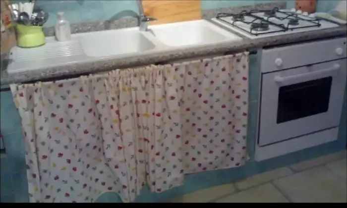 Rexer-Vibonati-Appartamento-in-affitto-in-villa-CUCINA