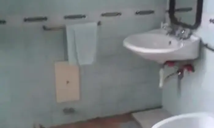 Rexer-SantAngelo-dei-Lombardi-Monolocale-arredato-in-centro-storico-BAGNO