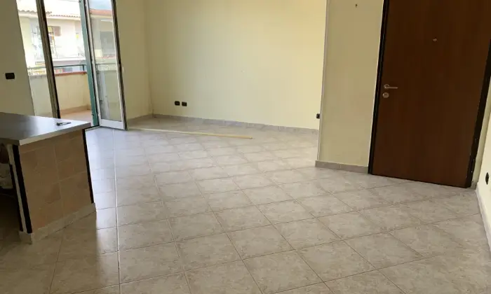 Rexer-Marano-di-Napoli-Appartamento-zona-camaldoli-CUCINA